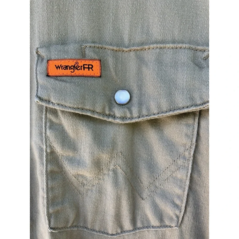 Wrangler FR Flame Resistant Western Snap Shirt Men's M Reg Khaki Tan Workwear